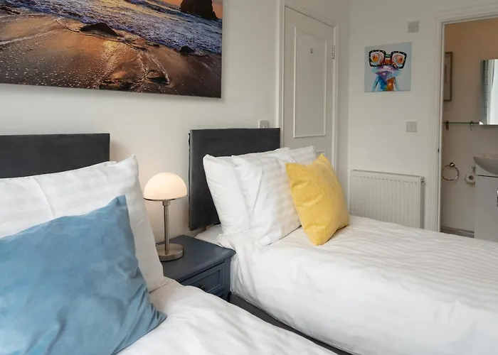 Church House - 2 Bed-Sleeps 4-Tjs21Ch