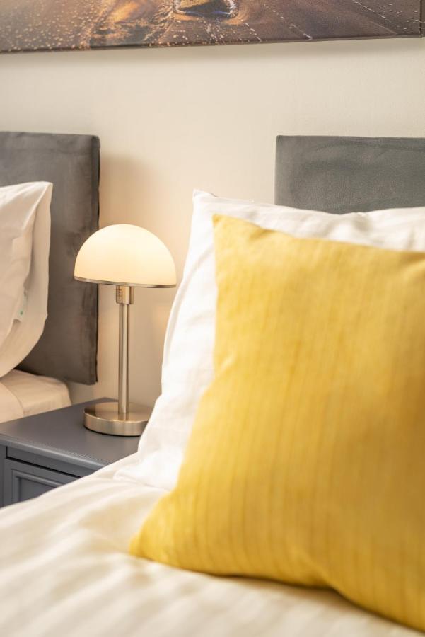 Church House - 2 Bed-sleeps 4-tjs21ch
